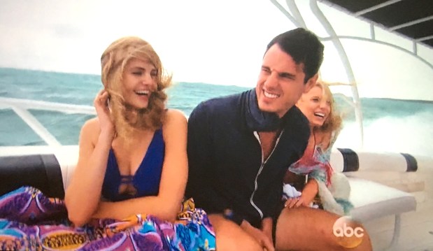 2 on 1 date windy boat