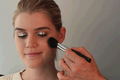 holiday-glitter-eye-4w529h352