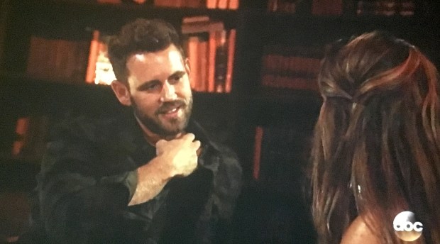 nick date scratch neck.JPG