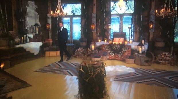 bachelor proposal room