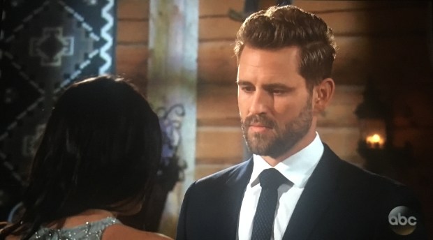 nick dumps raven.JPG