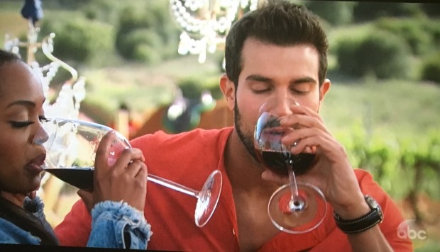 giant wine glasses.JPG